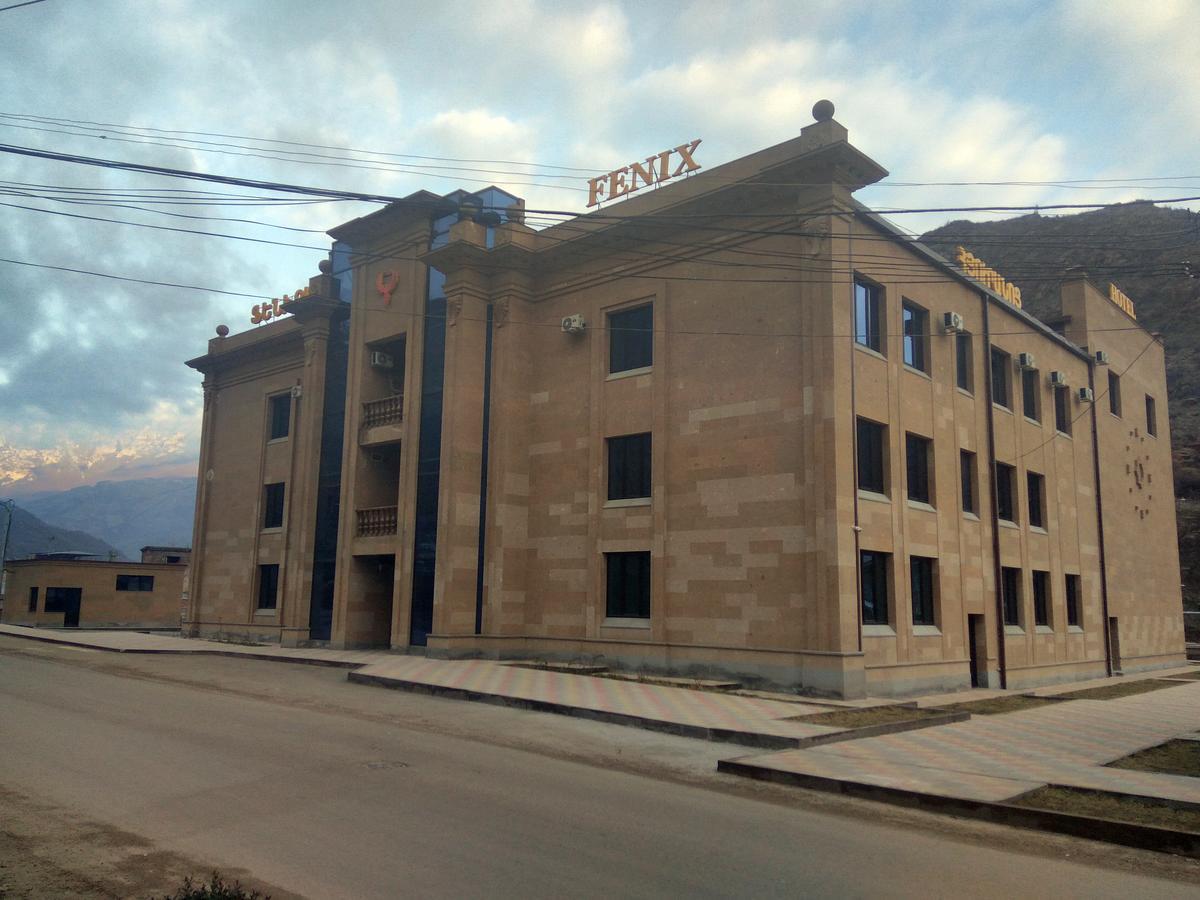 Hotel Fenix Complex Kapan Exterior foto
